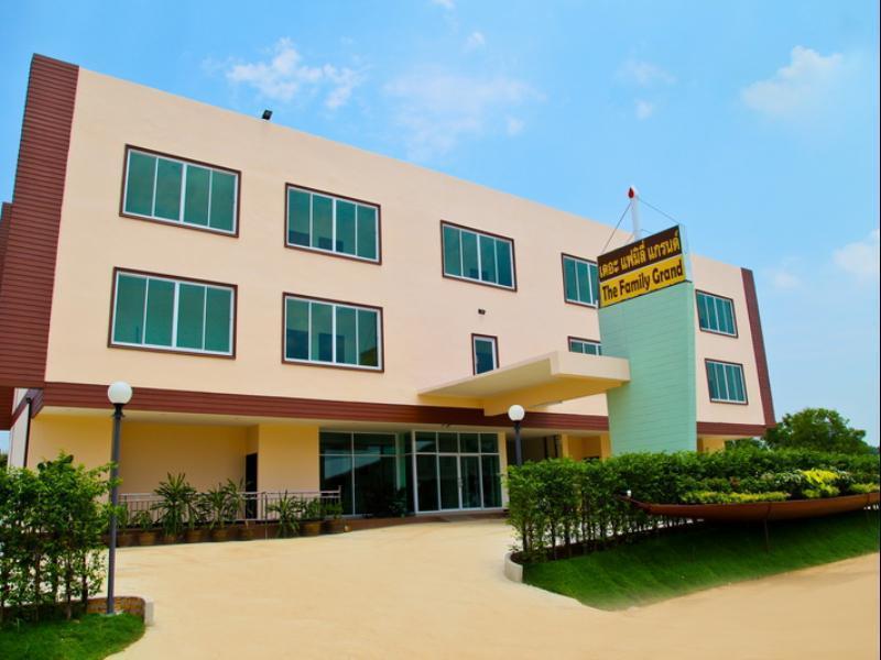 The Family Grand Hotell Udon Thani Exteriör bild