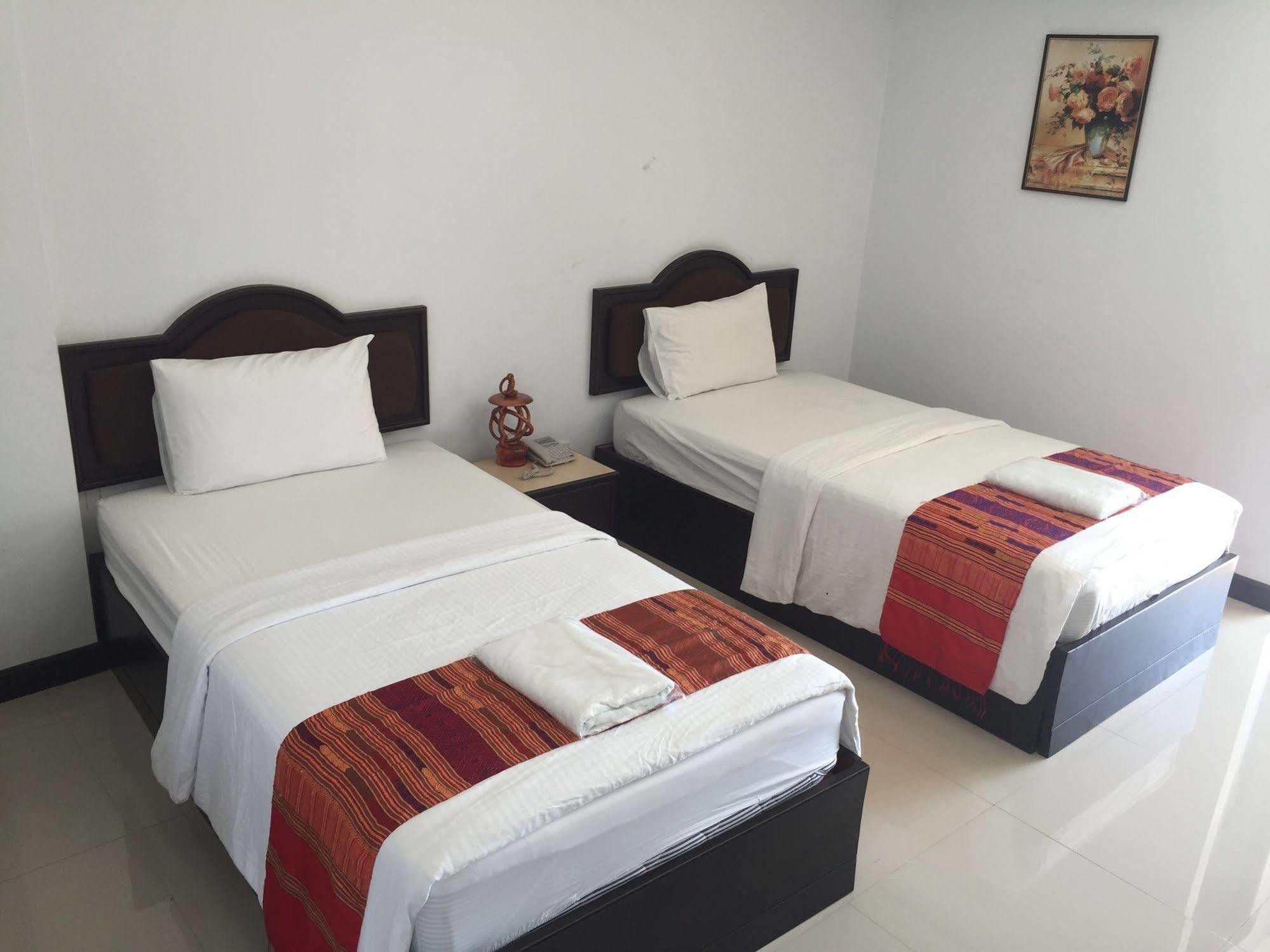 The Family Grand Hotell Udon Thani Exteriör bild